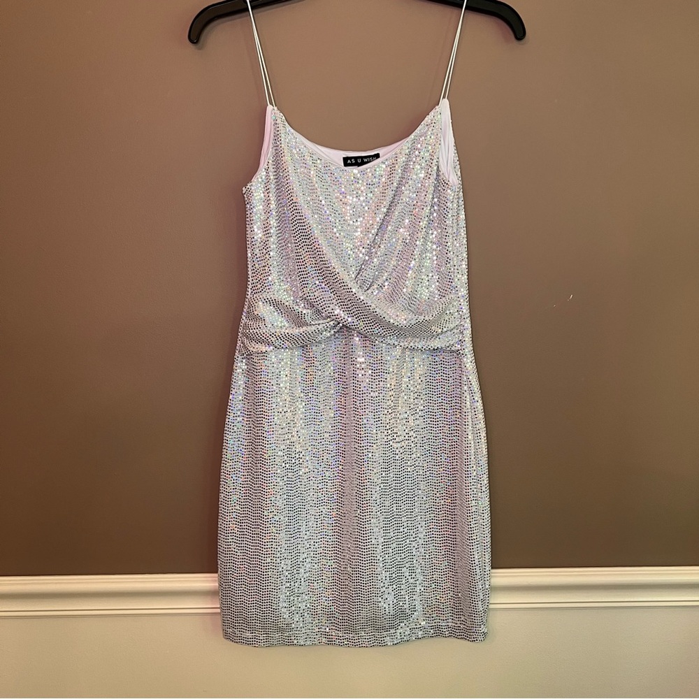 Francesca’s As U Wish Silver Shimmer Dress with Spaghetti Straps Size Medium